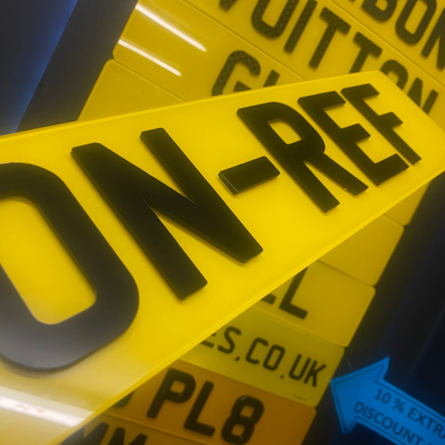 Pair Non-Reflective Number Plate